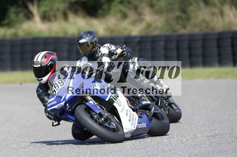 /44 09.08.2025 Plüss Moto Sport ADR/Freies Fahren/599